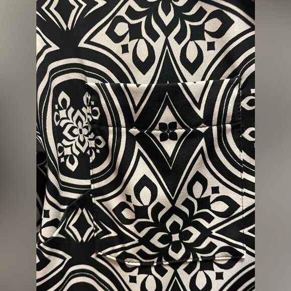 BCBG Max Azria Black and White Pocket Shirt Dress Small Business Cocktail Work - Picture 3 of 15